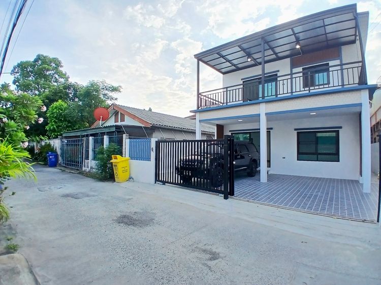 ขายบ้านเดี่ยว ราคาถูก ใกล้รถไฟฟ้า 2 สาย รูปที่ 4