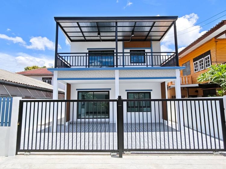 ขายบ้านเดี่ยว ราคาถูก ใกล้รถไฟฟ้า 2 สาย