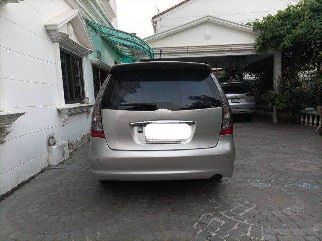 Mitsubishi Space Wagon 2004 2.4 GLS Sedan เบนซิน เกียร์อัตโนมัติ เทา