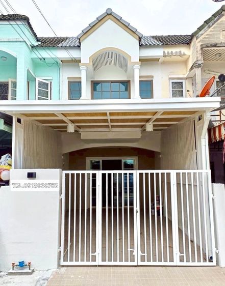 มีบางส่วน ขายทาวน์เฮาส์ รีโนเวทใหม่ ใกล้ถนนศรีนครินทร์