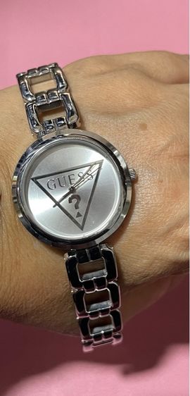นาฬิกาGuess