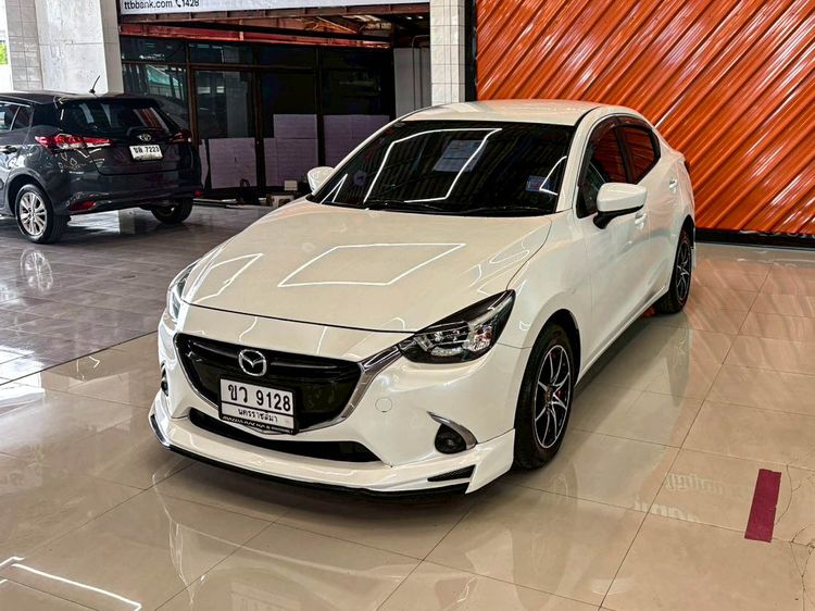 รถ Mazda Mazda 2 1.3 High Connect สี ขาว