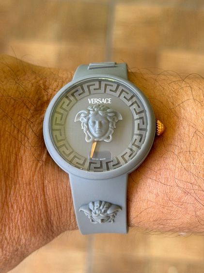 VERSACE VE8J00124 Iconic New Medusa Pop grey silicone Women's Watch NEW รูปที่ 17