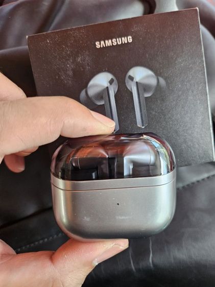 ขายหูฟัง Buds 3 Pro silver 1,990 บาท