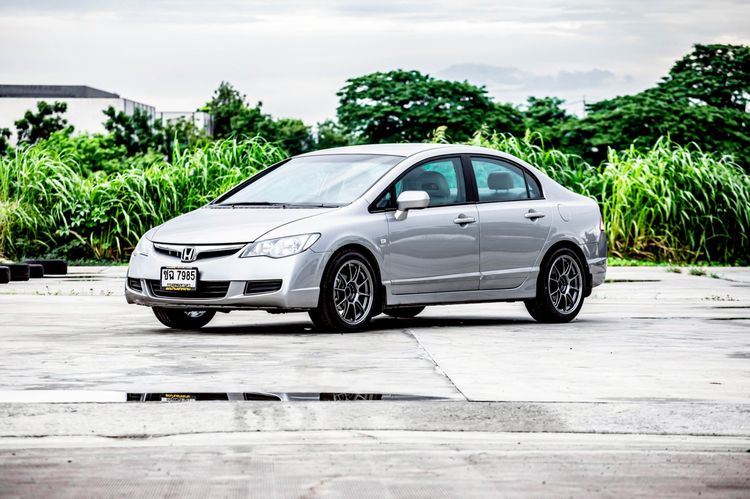 Honda Civic 2007 1.8 S i-VTEC Sedan เบนซิน เกียร์อัตโนมัติ เทา รูปที่ 4