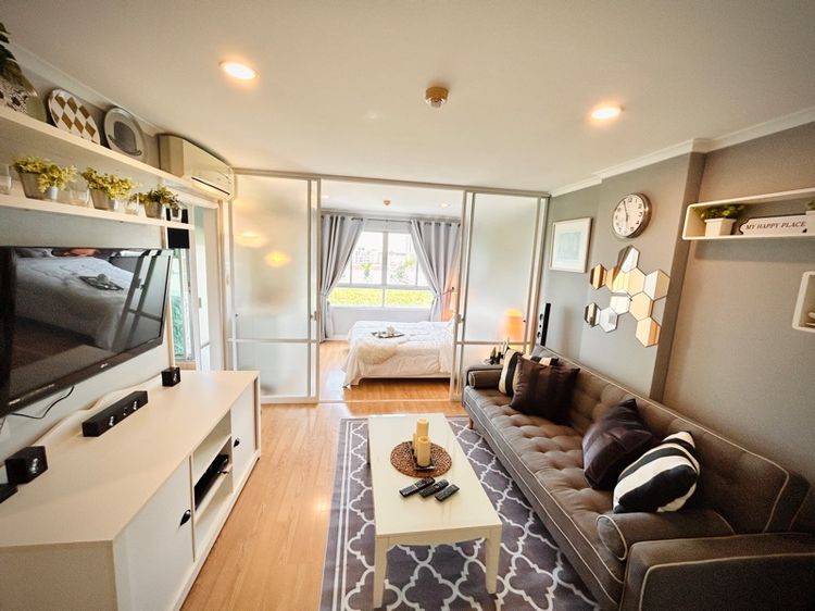ตกแต่งครบ ไม่อนุญาต ให้เช่า LPNรามคำแหง 26 วิวสระ วิวสวย 1 Bedroom ทำเลดี ใกล้มหาวิทยาลัยABAC  รูปที่ 3