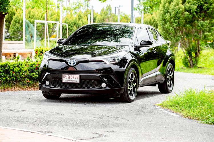 รถ Toyota C-HR 1.8 HV Hi สี ดำ