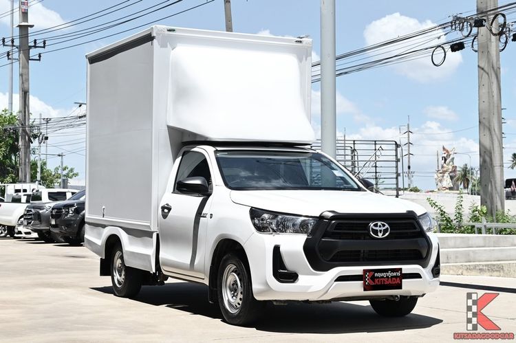 รถ Toyota Hilux Revo 2.4 Entry สี ขาว
