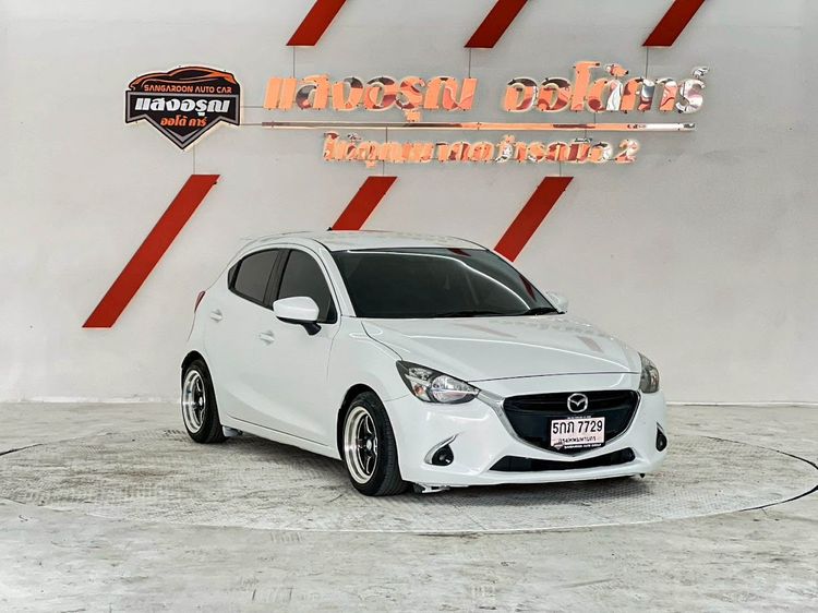 Mazda Mazda 2 2016 1.3 Sports High Connect Sedan เบนซิน ไม่ติดแก๊ส เกียร์อัตโนมัติ ขาว รูปที่ 3