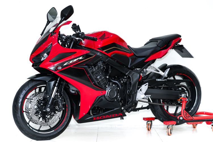 HONDA CBR 650R สีแดง ปี2023 วิ่งน้อย 3,200km ไมล์แท้ มือเดียว ท่อ BURNOUT รถสวยมากไม่มีชนไม่มีล้ม รูปที่ 3