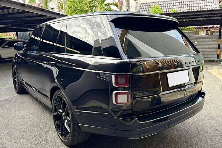 Land Rover Range Rover 2022 2.0 Autobiography 4Wd Utility-car ปลั๊กอินไฮบริด (PHEV) เกียร์อัตโนมัติ ดำ รูปที่ 4