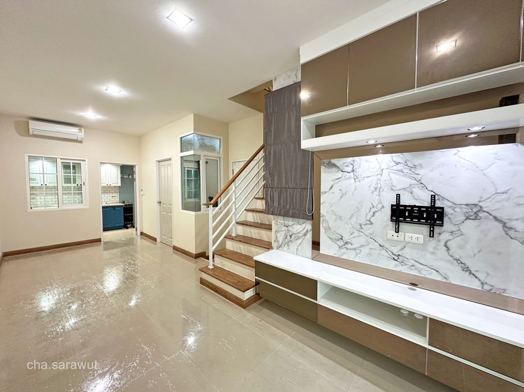 อื่นๆ มีบางส่วน 2019 🏡 หลังมุม ใกล้สวนส่วนกลาง บรรยากาศเงียบสงบ ทาวน์โฮม 2 ชั้น หมู่บ้านโกลเด้น ทาวน์ 3 ลาดพร้าว - เกษตรนวมินทร์ รูปที่ 2