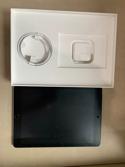 ขาย iPad 6th Gen Wi-Fi + Cellular 128GB มือสอง แถม apple pencil 1 รูปที่ 2