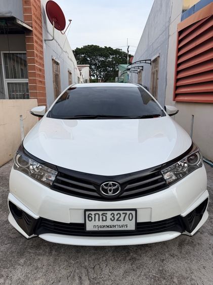 Toyota Altis 2015 1.8 TRD Sportivo Sedan เบนซิน ไม่ติดแก๊ส เกียร์อัตโนมัติ ขาว