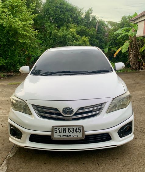 รถ Toyota Altis 1.6 G สี ขาว