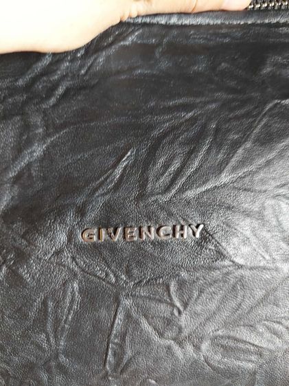 กระเป๋า สะพาย Givenchy สีดำ ของแท้ รูปที่ 9