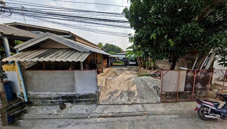 ที่ดินเปล่า