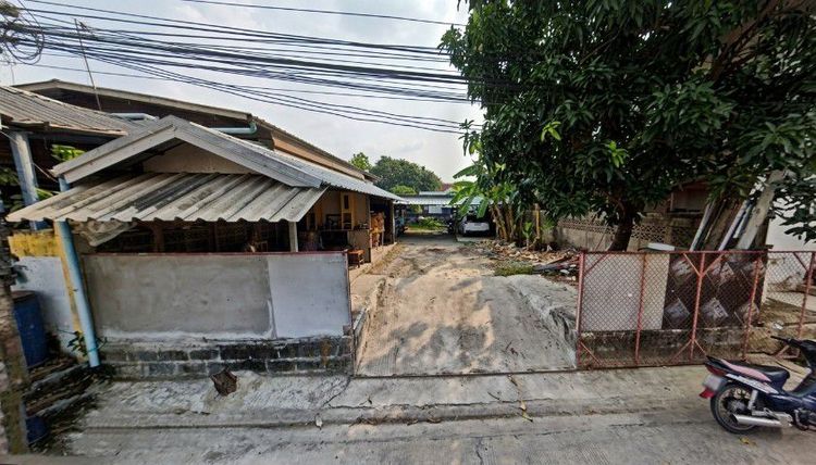 ที่ดินเปล่า