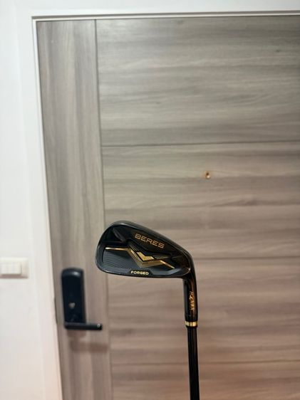 ไม้กอล์ฟ HONMA BERES BLACK 08 เหล็ก7