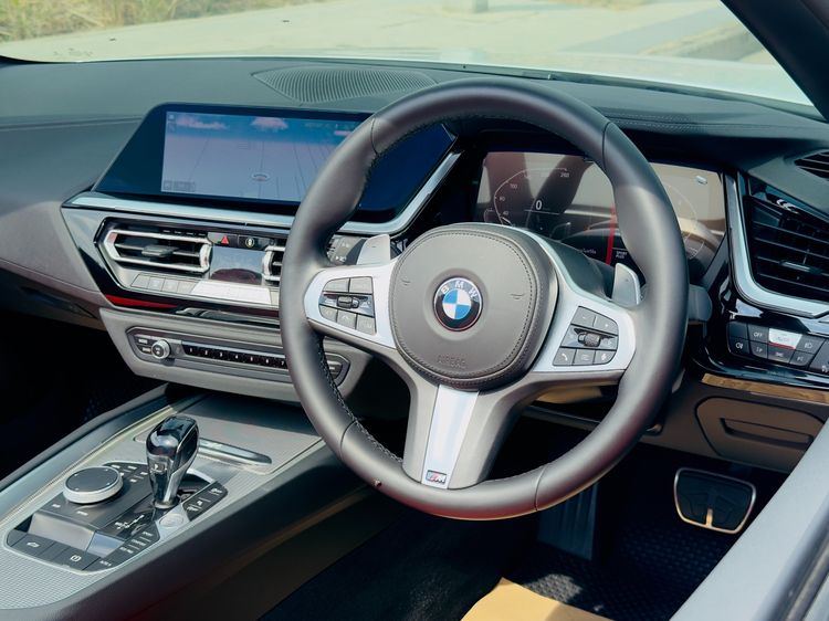 BMW Z4 2021 2.0 sDrive30i M Sport Sedan เบนซิน ไม่ติดแก๊ส เกียร์อัตโนมัติ ขาว รูปที่ 4