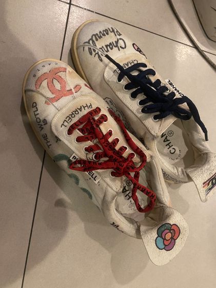 อื่นๆ รองเท้าผ้าใบ ผ้าใบ UK 4.5 | EU 37 1/3 | US 6 ขาว รองเท้ารุ่น Chanel Pharrell Williams sneakers