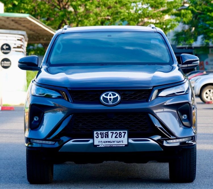 Toyota Fortuner 2023 2.4 Leader G Utility-car ดีเซล ไม่ติดแก๊ส เกียร์อัตโนมัติ เทา รูปที่ 2