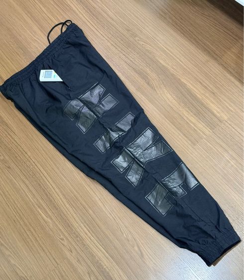 กางเกงวอร์มสีดำ(ผ้าร่ม) แบรนด์ Nike all black  รูปที่ 4