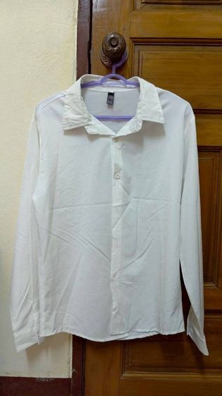 แขนยาว อื่นๆ ฟรีไซส์ เสื้อเชิ้ตและเสื้อผู้หญิง อื่นๆ ชุดเสื้อกระโปรงใหม่เนื้อผ้าอย่างดี990ขายต่อเพียง 270บาท