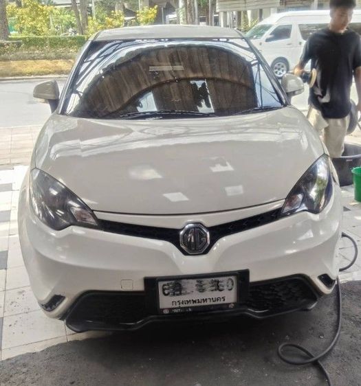MG MG3 2016 1.5 C Sedan เบนซิน ไม่ติดแก๊ส เกียร์อัตโนมัติ ขาว รูปที่ 2