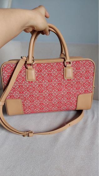 กระเป๋าทรงถือ Loewe เป็นผ้าผสมหนัง รูปที่ 2