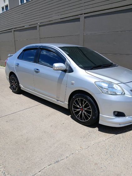 Toyota Vios 2011 1.5 J Sedan เบนซิน ไม่ติดแก๊ส เกียร์ธรรมดา เทา รูปที่ 2