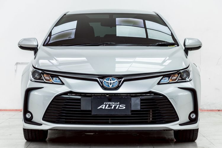 Toyota Altis 2021 1.8 Hybrid Smart Sedan ไฮบริด ไม่ติดแก๊ส เกียร์อัตโนมัติ เทา รูปที่ 4