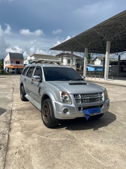 รถ Isuzu MU-7 3.0 สี เทา