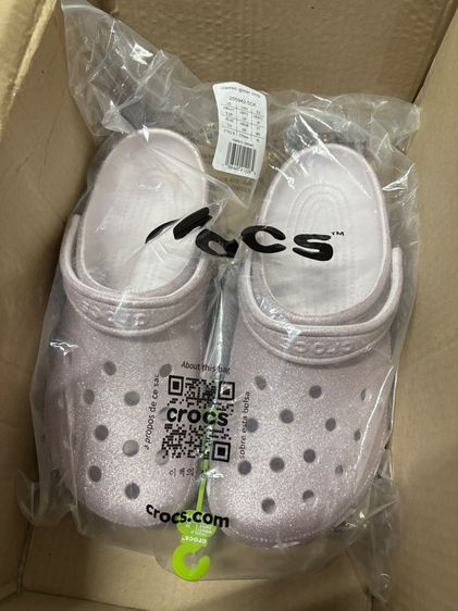 ส่งต่อ crocs แท้ กลิตเตอร์ 2,000 ลดได้ ต่อได้ ไม่เคยใส่ ซื้อมาผิดไซส์ รูปที่ 2