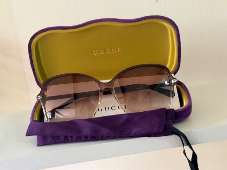 แว่นตากันแดด GUCCI มือหนึ่ง ของแท้ พร้อมอุปกรณ์ 