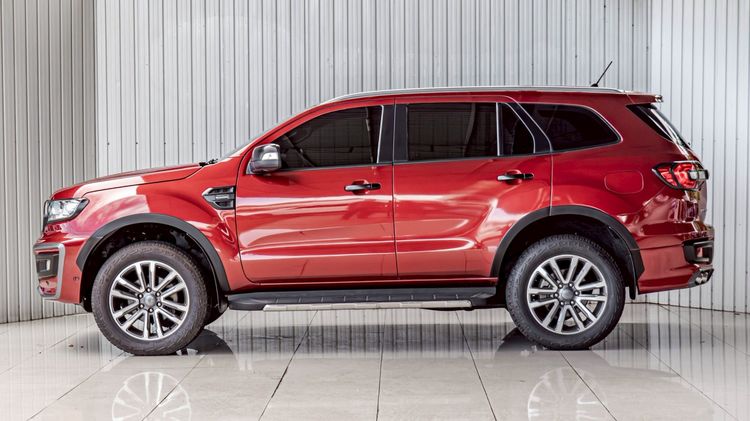 Ford Everest 2019 2.0 Titanium Plus 4WD Utility-car ดีเซล ไม่ติดแก๊ส เกียร์ธรรมดา แดง รูปที่ 4