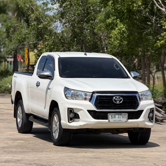 รถ Toyota Hilux Revo 2.4 Prerunner J Plus สี ขาว