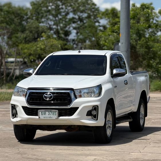 Toyota Hilux Revo 2019 2.4 Prerunner J Plus Pickup ดีเซล ไม่ติดแก๊ส เกียร์ธรรมดา ขาว รูปที่ 2