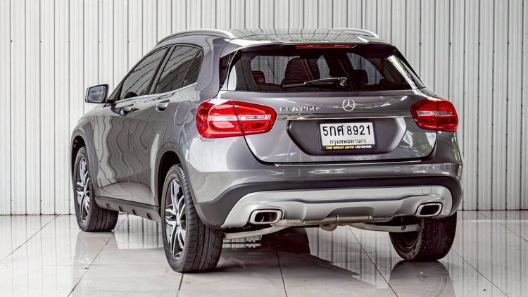 Mercedes-Benz GLA-Class 2017 GLA200 Utility-car เบนซิน ไม่ติดแก๊ส เกียร์อัตโนมัติ เทา รูปที่ 3