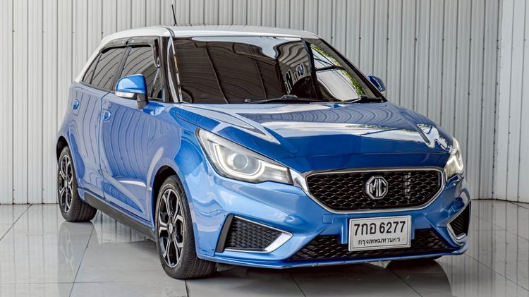 รถ MG MG3 1.5 V สี น้ำเงิน