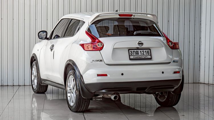Nissan Juke 2014 1.6 V Utility-car เบนซิน ไม่ติดแก๊ส เกียร์อัตโนมัติ ขาว รูปที่ 4
