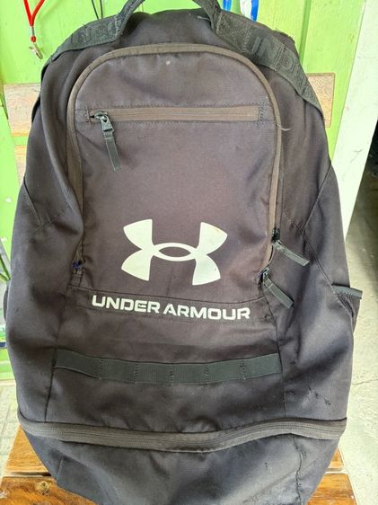 กระเป๋า Under armour