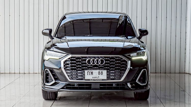 Audi Audi Q3 2022 2.0 TFSI AWD Utility-car เบนซิน ไม่ติดแก๊ส เกียร์อัตโนมัติ ดำ รูปที่ 2