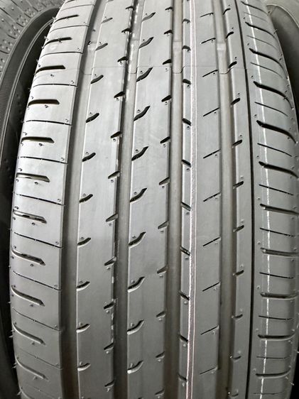 ยางถอดป้ายแดงขอบ 17” ยี่ห้อ YOKOHAMA รุ่น ADVAN V03 ขนาด 225-65R17 ปี 26 MADE IN JAPAN สีเส้นตุ่มหน้ายางยังอยู่ครบ รูปที่ 7