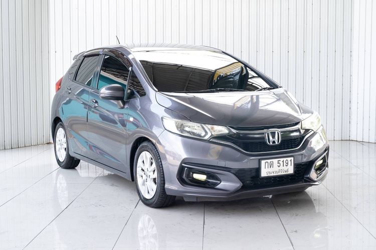 Honda Jazz 2017 1.5 V+ Sedan เบนซิน ไม่ติดแก๊ส เกียร์อัตโนมัติ เทา