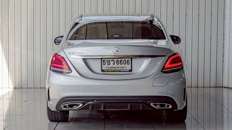 Mercedes-Benz C-Class 2021 C300e Sedan ปลั๊กอินไฮบริด (PHEV) ไม่ติดแก๊ส เกียร์อัตโนมัติ เทา รูปที่ 3