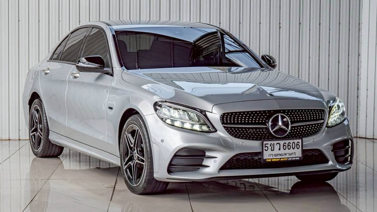 รถ Mercedes-Benz C-Class C300e สี เทา