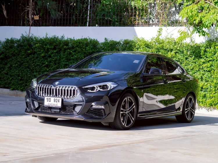 BMW Series 2 2020 218i Sedan เบนซิน ไม่ติดแก๊ส เกียร์อัตโนมัติ ดำ รูปที่ 3