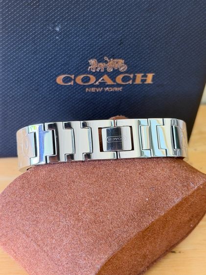 COACH Signature Studio Bangle Watch รหัสรุ่น 14501438 นาฬิกาผู้หญิง รูปที่ 5