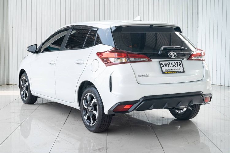 Toyota Yaris ATIV 2024 1.2 Smart Sedan เบนซิน ไม่ติดแก๊ส เกียร์อัตโนมัติ ขาว รูปที่ 4